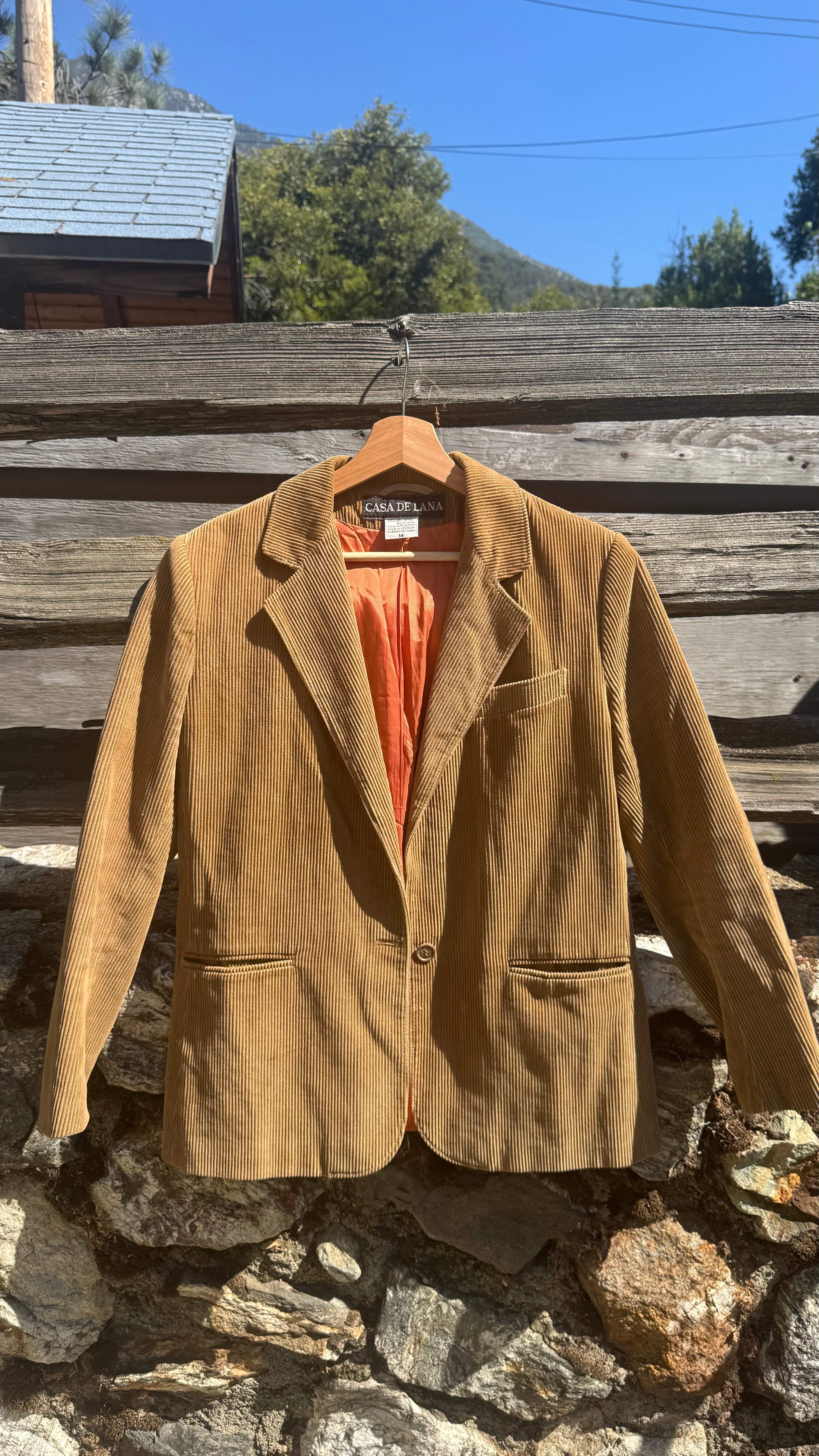 70’s Corduroy blazer ￼